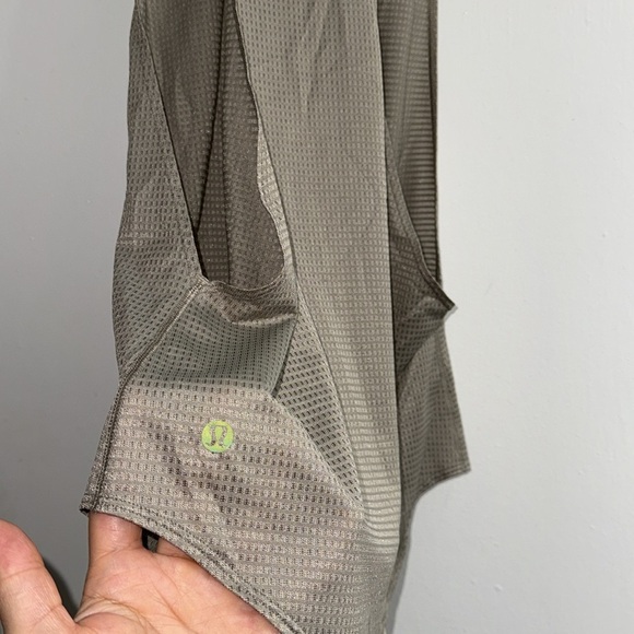 lululemon lab Grid Mesh Training Tank Top *Graphic | Women's Sleeveless & Tops - Picture 10 of 11